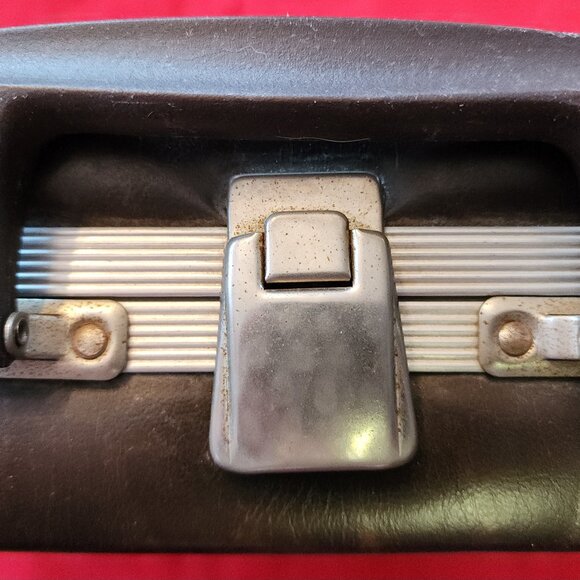 BMI BEAUX MERZON INC CASSETTE TAPE CARRYING/STORAGE CASE FAUX LEATHER HOLDS 30 - Picture 15 of 16